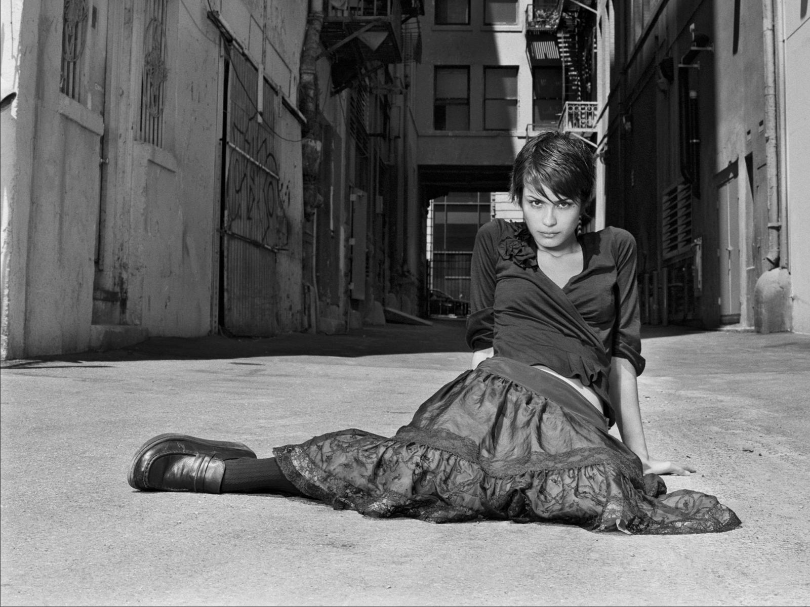 shannyn-sossamon-4